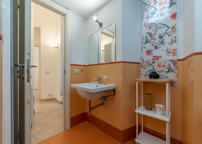 Guesthost - Borghese & Albani Appartement *